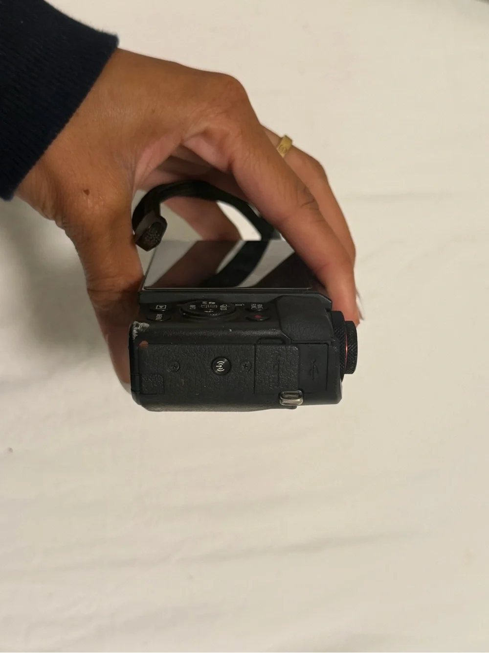 Canon comes camera